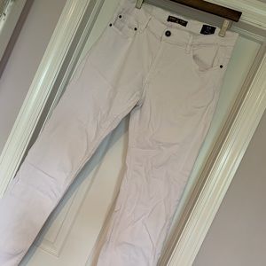Men’s white pant